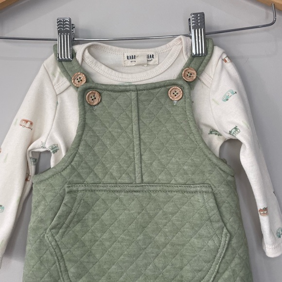 Rabbit + Bear by Emily and Oliver organic cotton overall set size 6-9 month - Picture 2 of 10